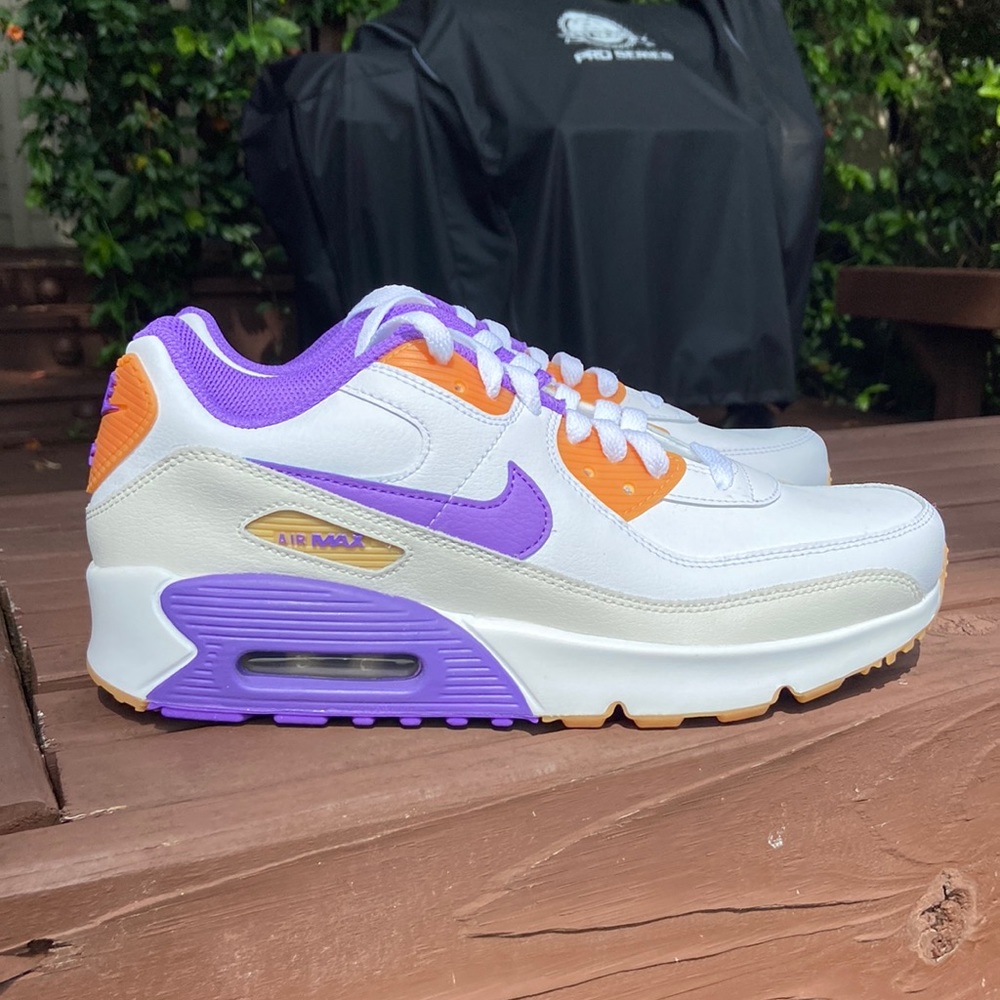Nike Air Max 90 White Action Grape Women’s Size 8.5 Sneakers - Picture 1 of 13